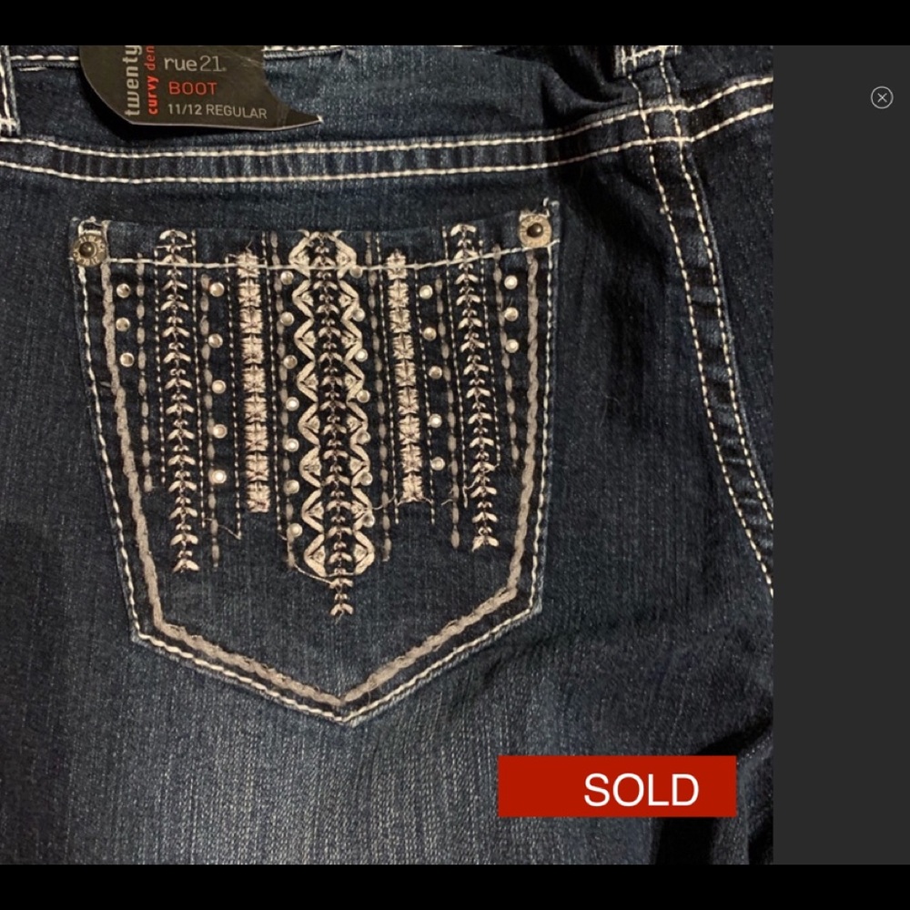 NWT Distressed/Destroyed Jeans